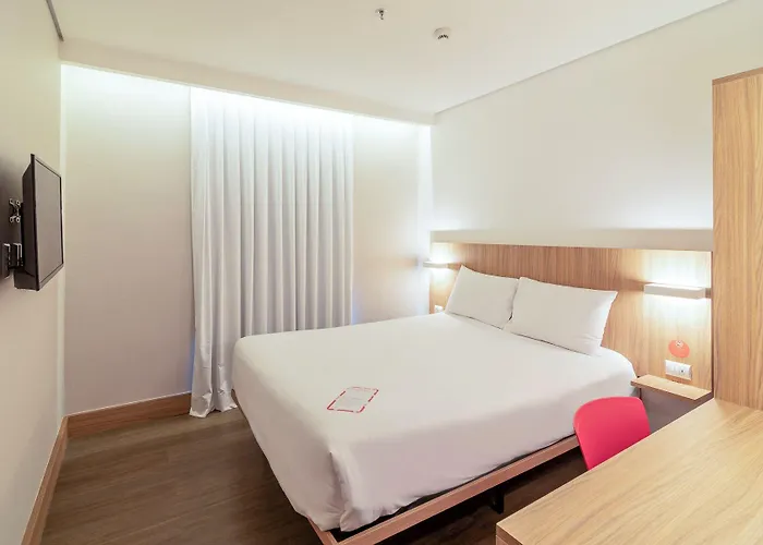 Hotel Moov 3*